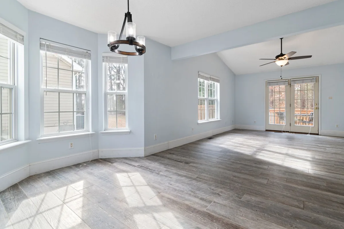 Clean, safe room after biohazard cleanup in Queensboro Hill, New York, NY
